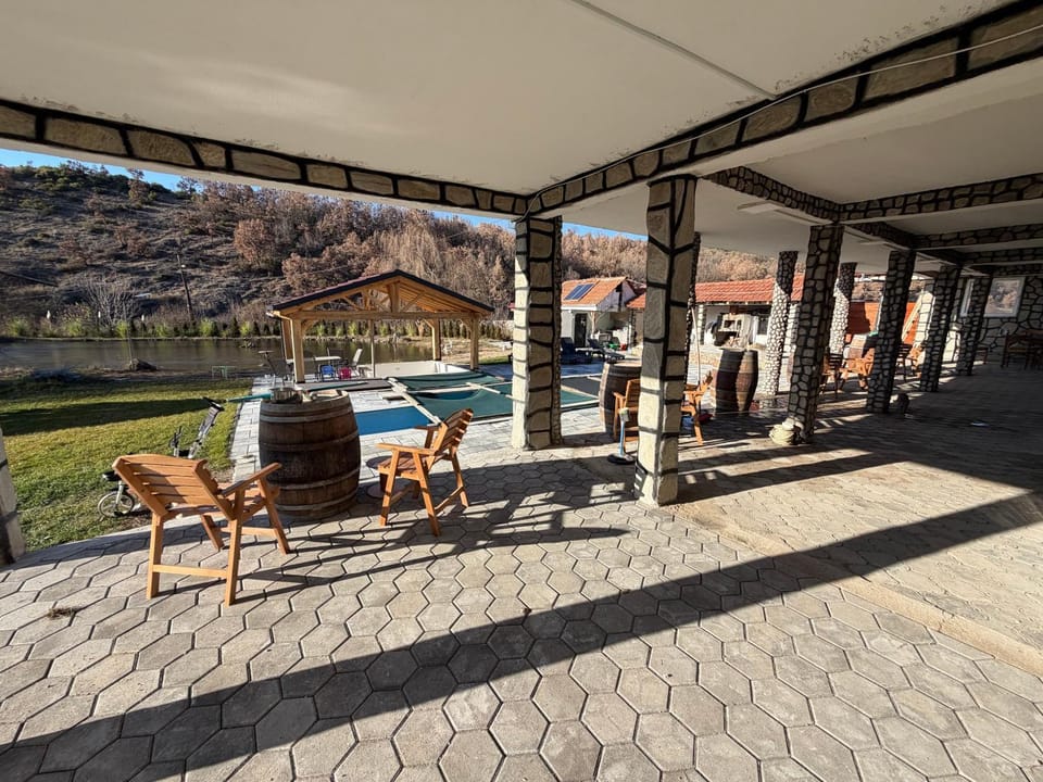 Cozy "Vila Koki" with Private Pool and Lake Surrounded by Nature Nature lodge in North Macedonia