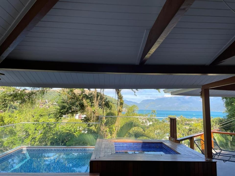 Casa Angatu Portogalo, swimming pool, spa, private beach House in Angra dos Reis