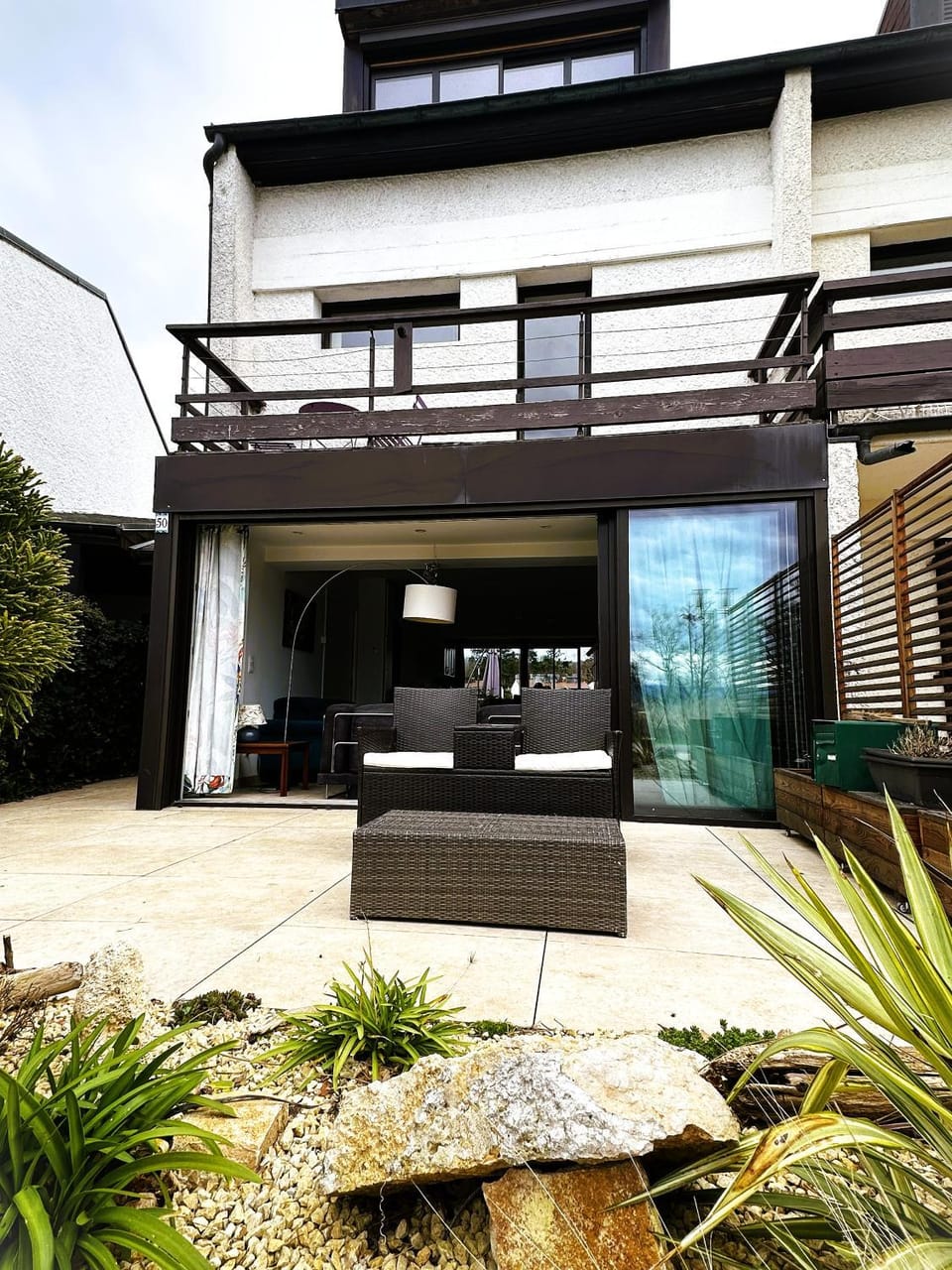 Garden, Balcony/Terrace