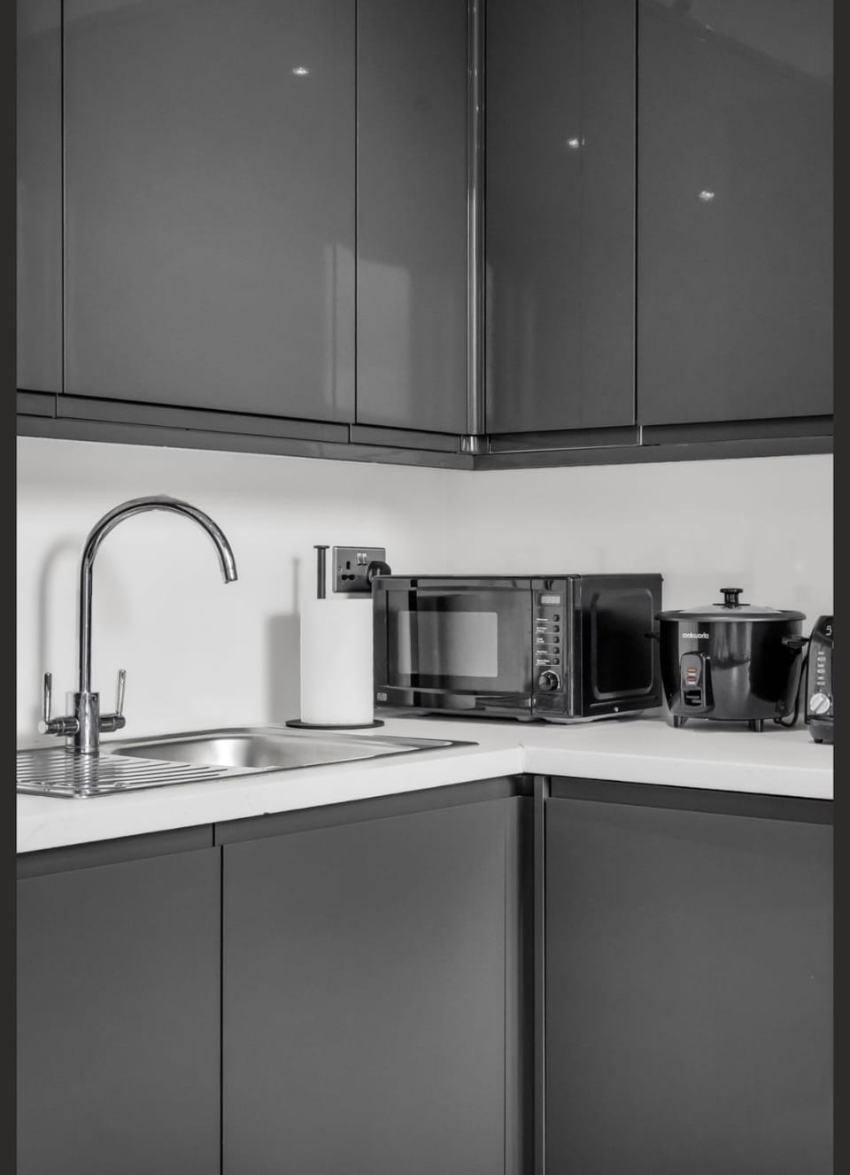 Modern Family 3BR Home Sleeps 8 Tower Bridge Apartment in London Borough of Southwark