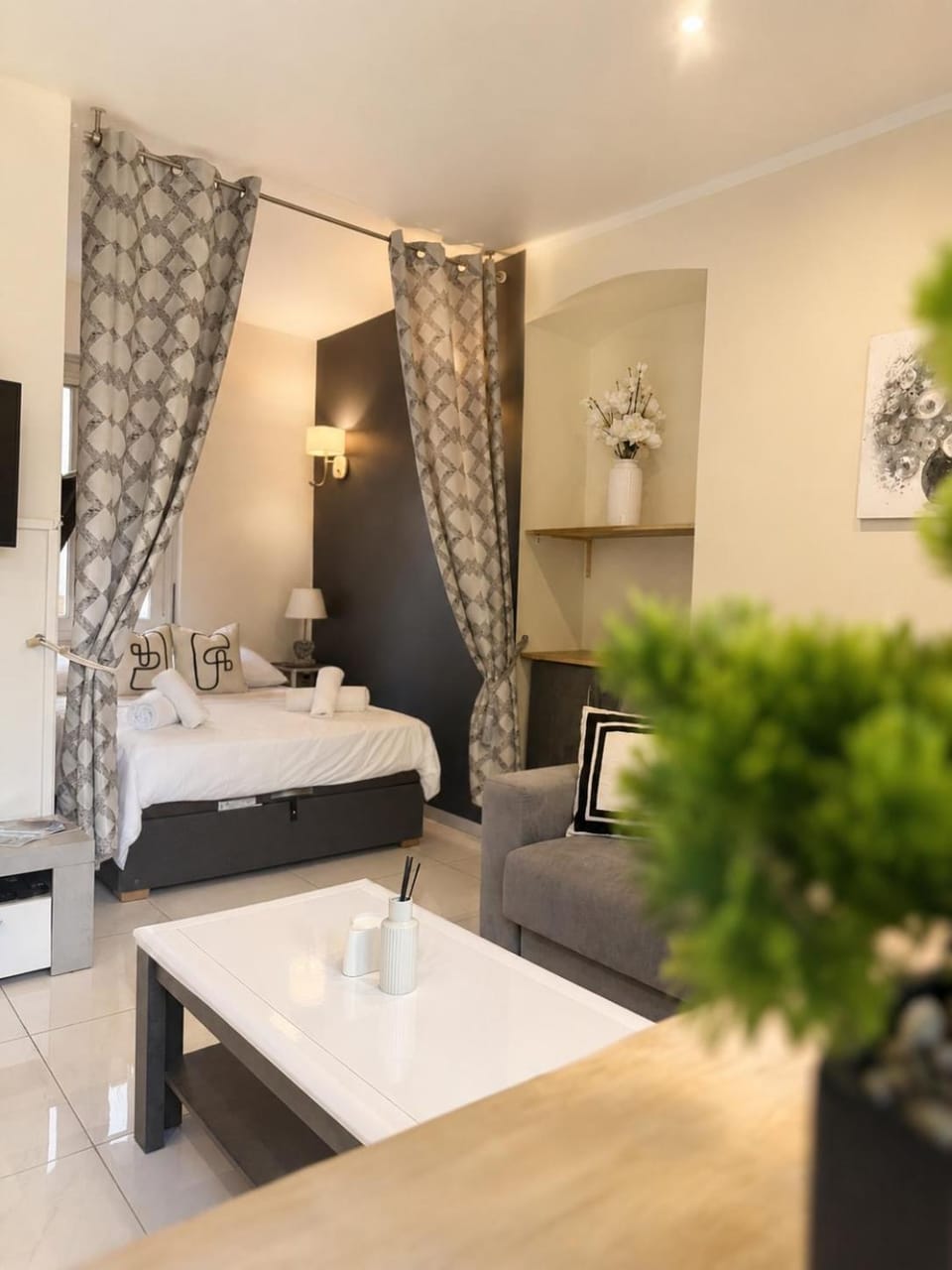 Living room, Bedroom