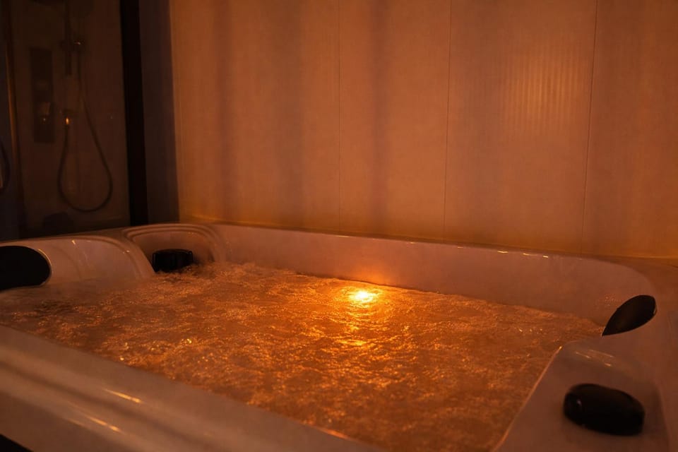 Jacuzzi et Cinéma, Merignac 1 Apartment in Mérignac