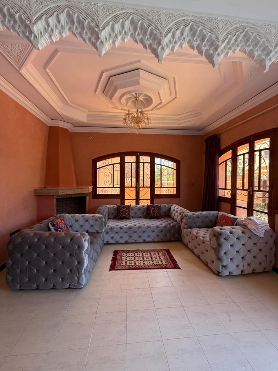 Spacious Family Villa on Casablanca Road Villa in Marrakesh