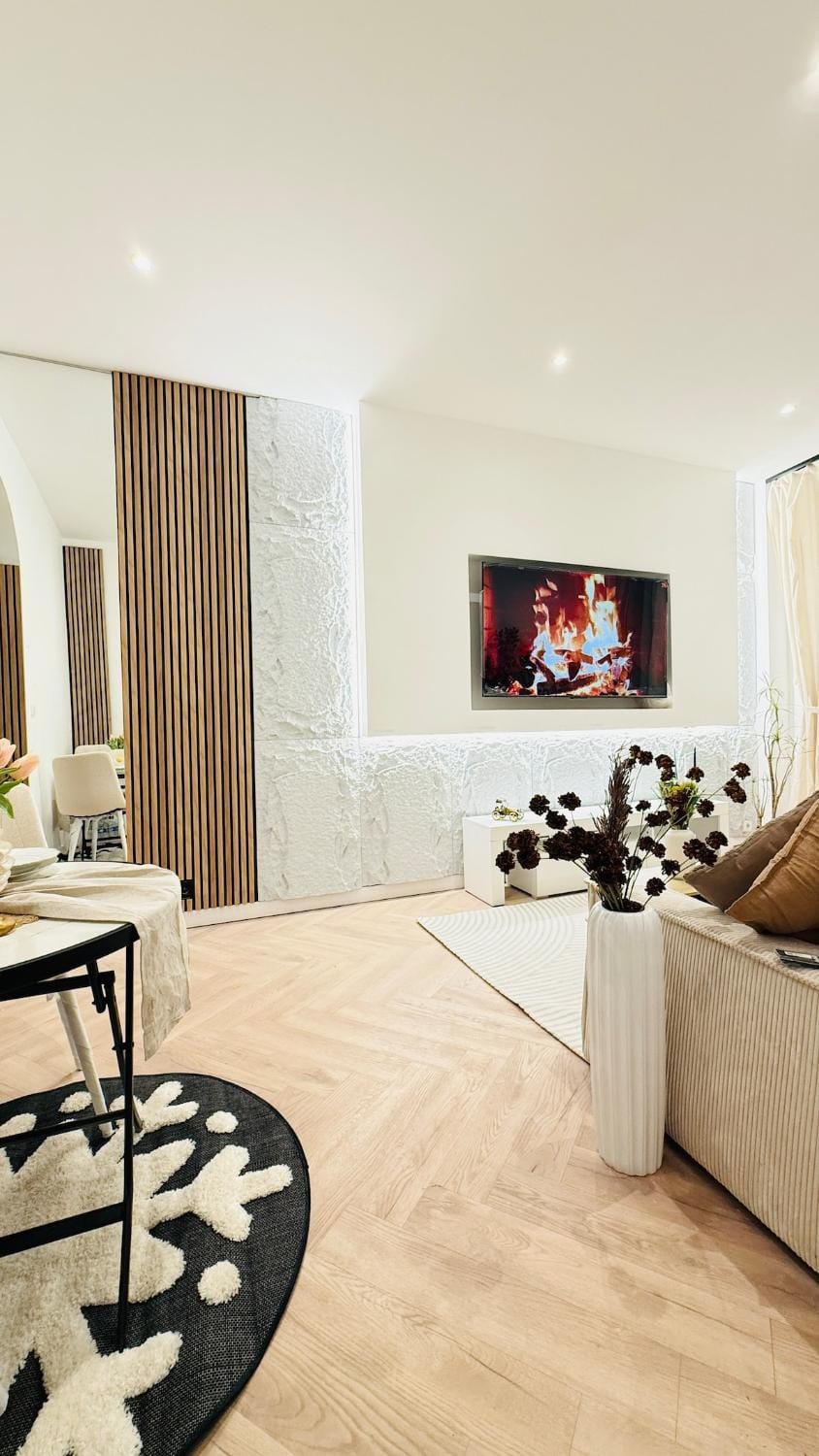 Entire apartment, high standing, modern and cozy Apartment in Ixelles