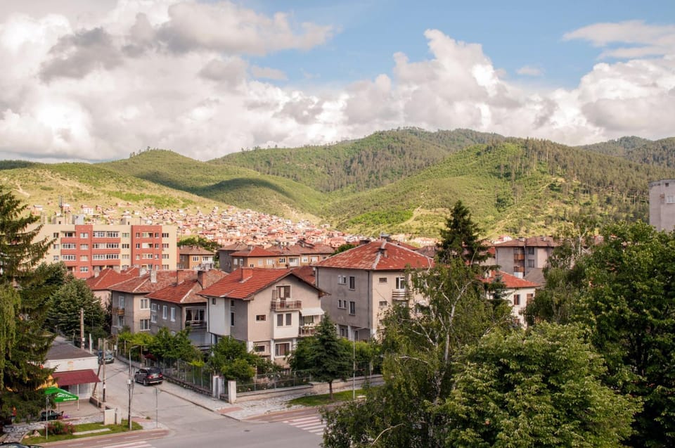 City view, Mountain view, Street view