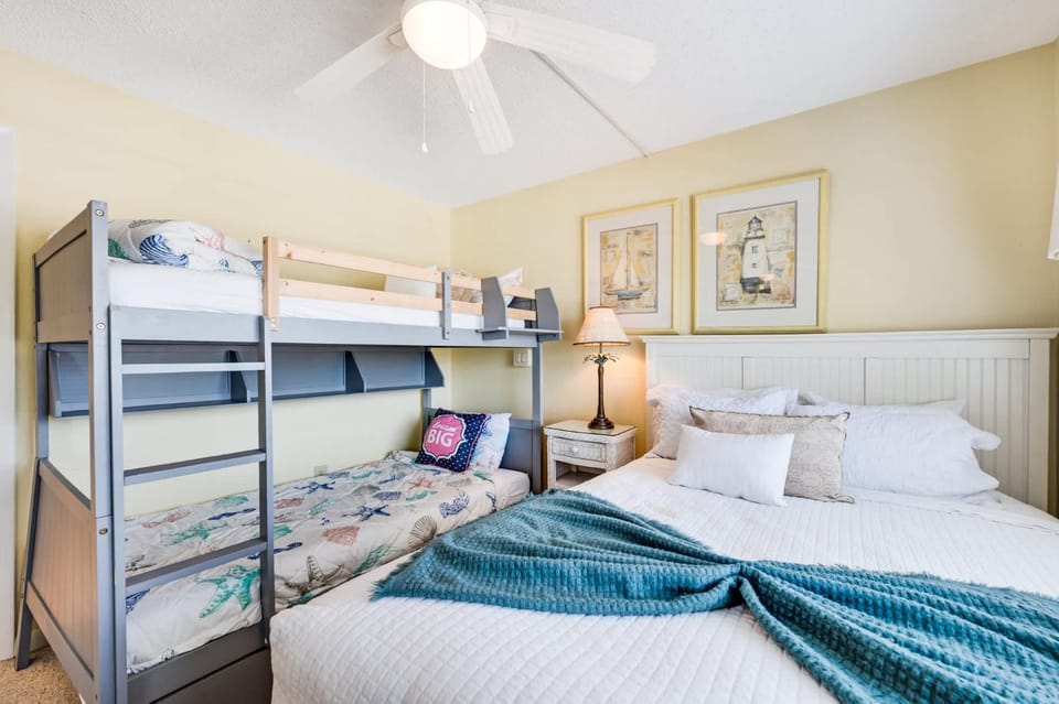 Relaxing Place to Stay Amazing 2 BR at Sea Winds House in North Myrtle Beach