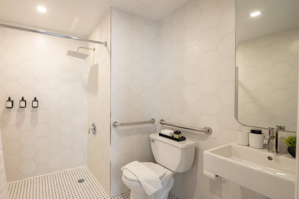 Two Bedroom Suite Near Flatiron & Broadway Apartment in Midtown