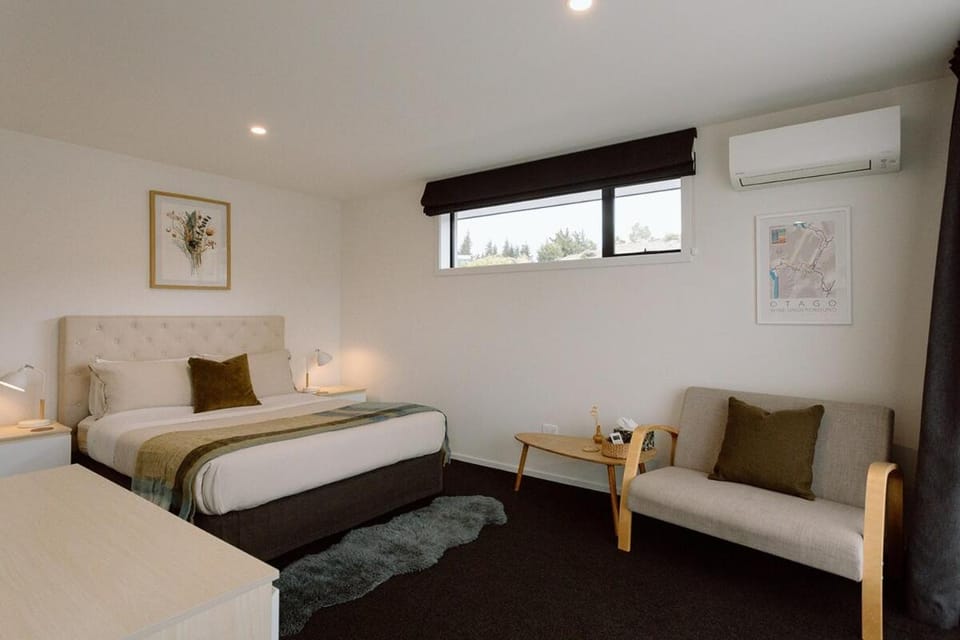 Riverside retreat, Wanaka Apartment in Wanaka