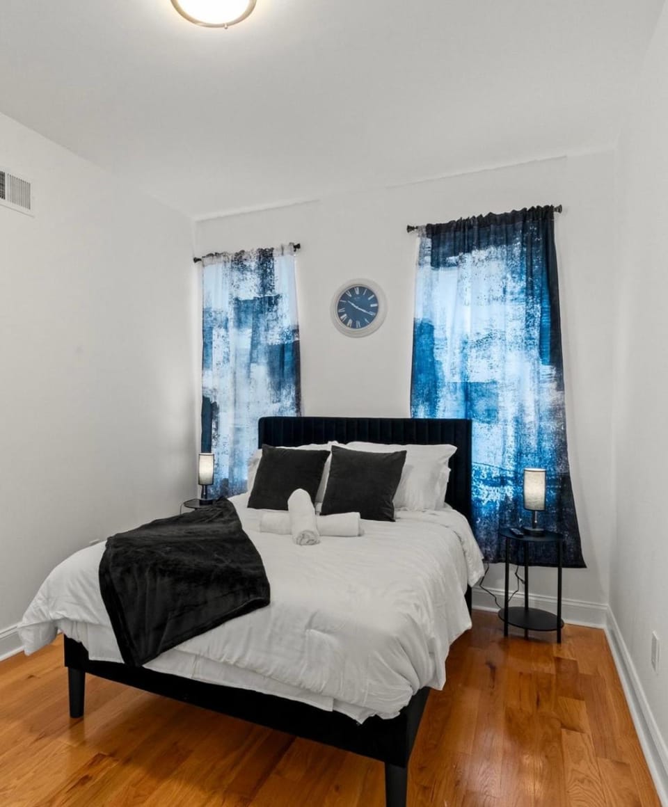 Modern 3BR Home Patio Near Center City Free Parkin House in Philadelphia