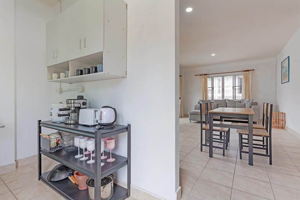 Coffee/tea facilities, Kitchen or kitchenette