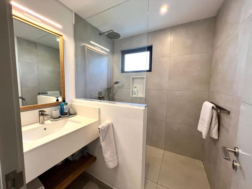 Eastern Blue Beachfront Apartment Apartment in Flacq District, Mauritius