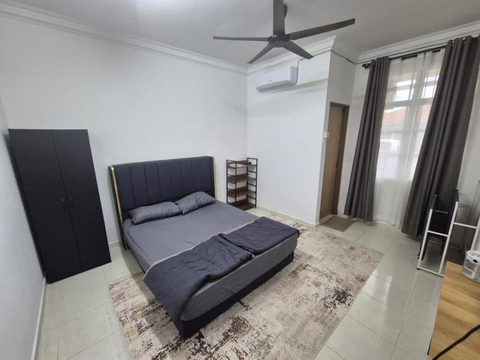 Amza Homestay Gong Badak House in Terengganu, Malaysia