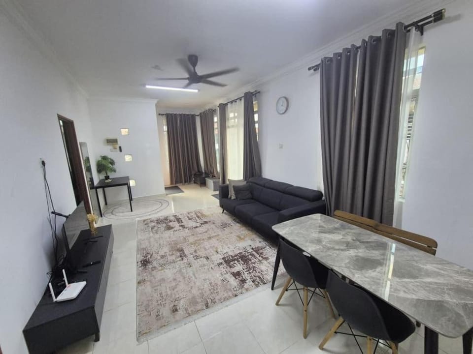 Amza Homestay Gong Badak House in Terengganu, Malaysia