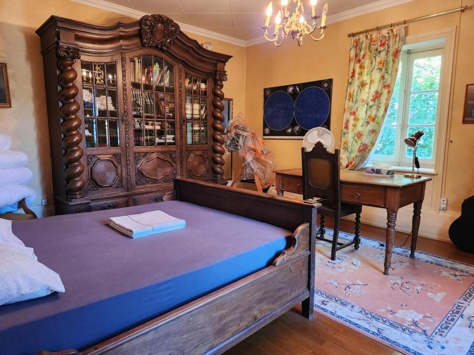 Spacieuse maison de 3 chambres avec option pour une 4ème disposant d'un grand jardin House in Auvergne-Rhône-Alpes