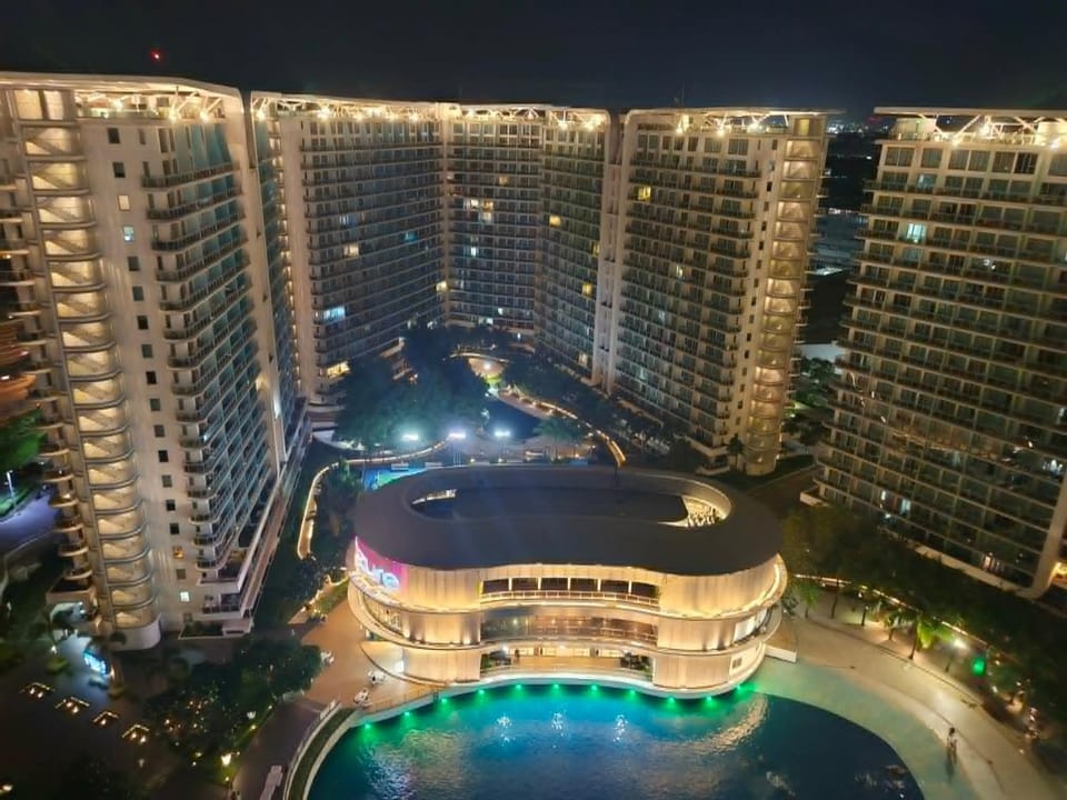 PALM SUITEs AZURE BEACH RESORT MANILA Apartment in Las Pinas