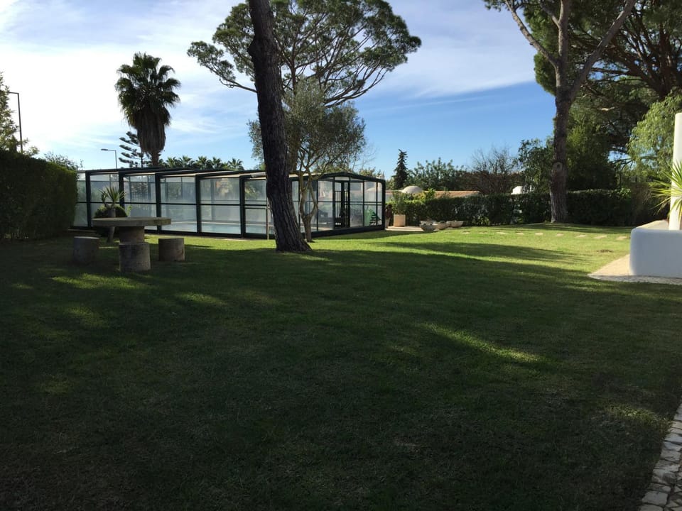 Vilamoura Villa Alegria Villa in Quarteira