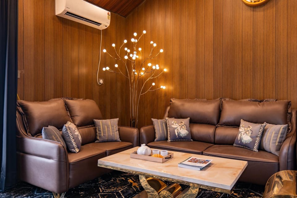 ELIVAAS Signature Raj Farms 3BHK Villa with Private Swimming Pool, Kids Room and An Outhouse Villa in Haryana