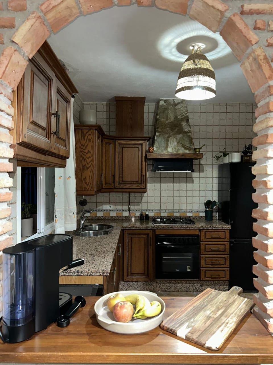 Kitchen or kitchenette, Food and drinks, stove