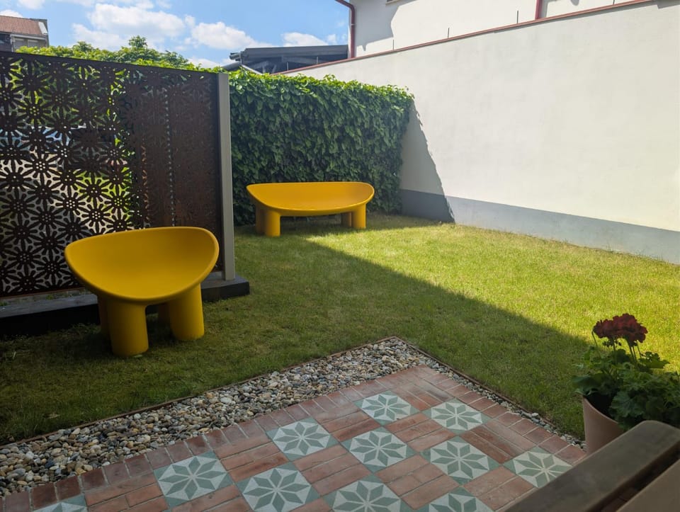 Boutique Apartment with Private Garden Apartment in Romania
