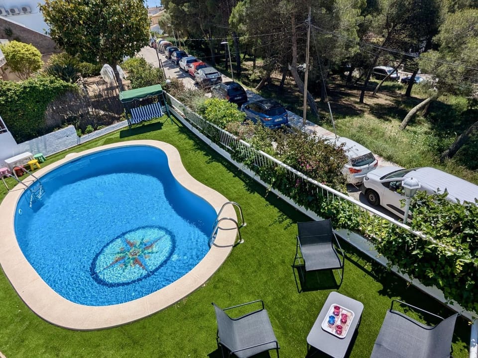 Garden, Swimming pool