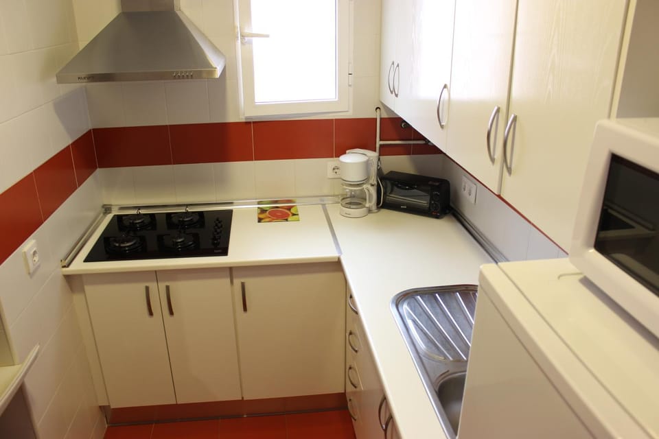 Day, Coffee/tea facilities, Kitchen or kitchenette, On site, Guests, Drinks, group of guests