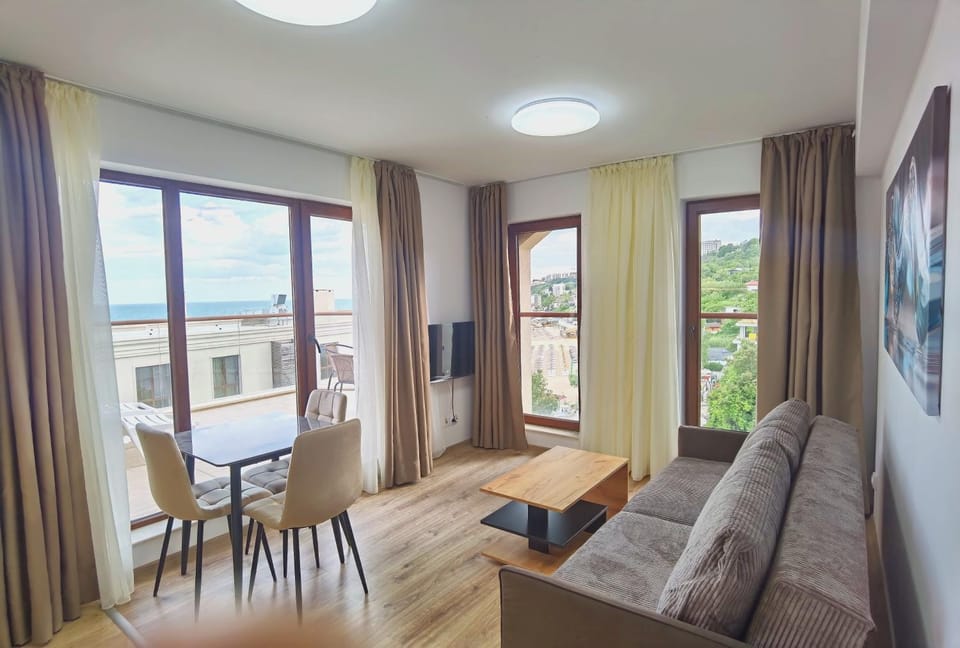 Communal lounge/ TV room, Balcony/Terrace, Living room, Sea view