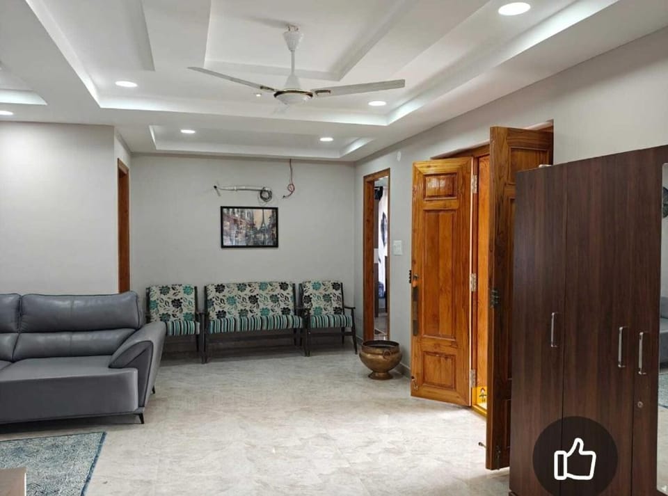 The RETINUE HOME STAY Vacation rental in Secunderabad