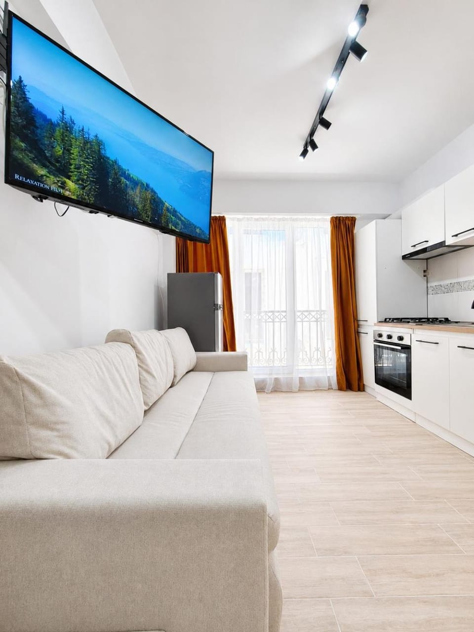 Central Comfort Suites - Geo6 Apartment in Bucharest