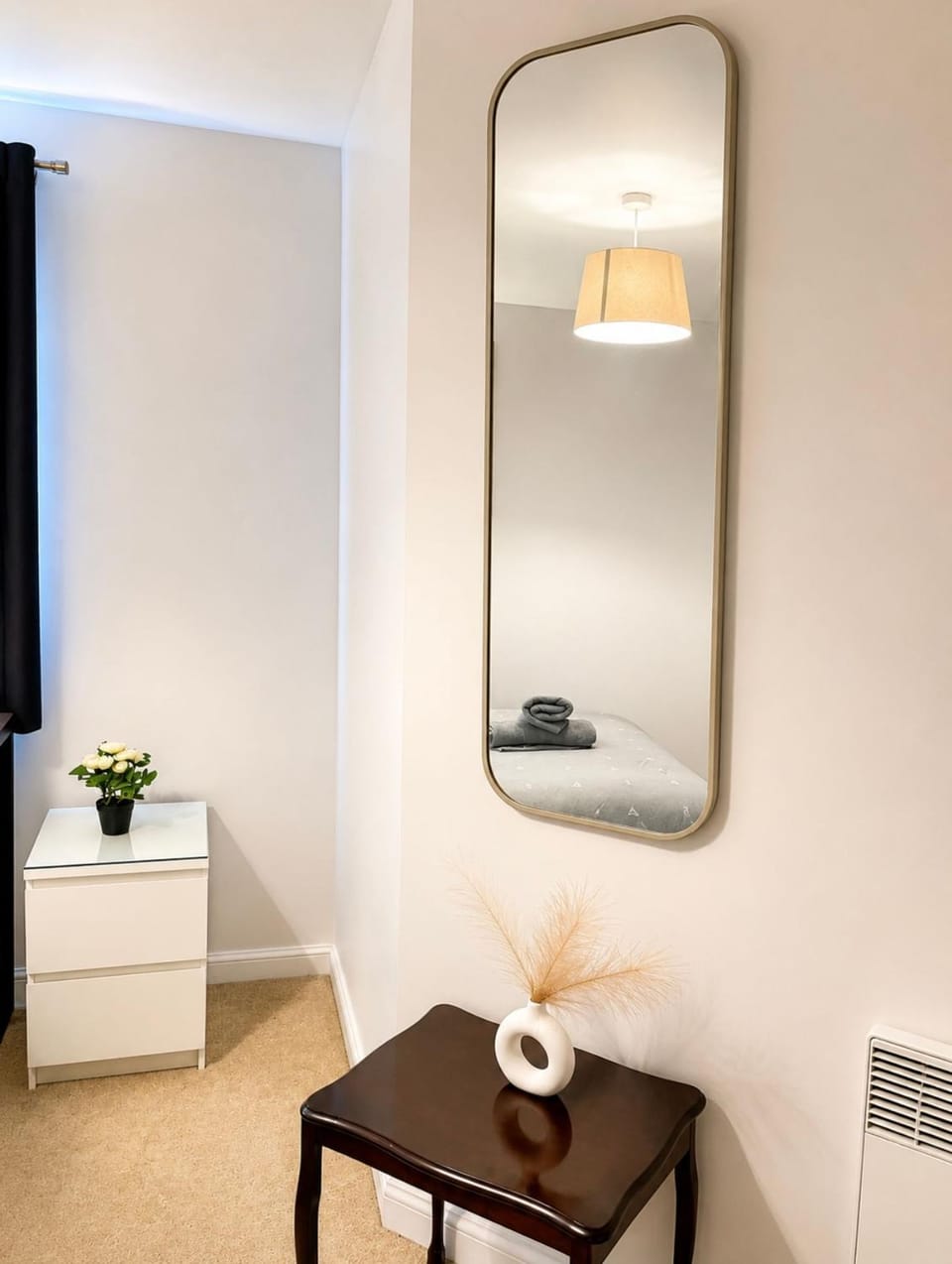 Casa Centro 2Bed Apartment Free Parking, Fast WiFi Netflix Apartment in Wolverhampton