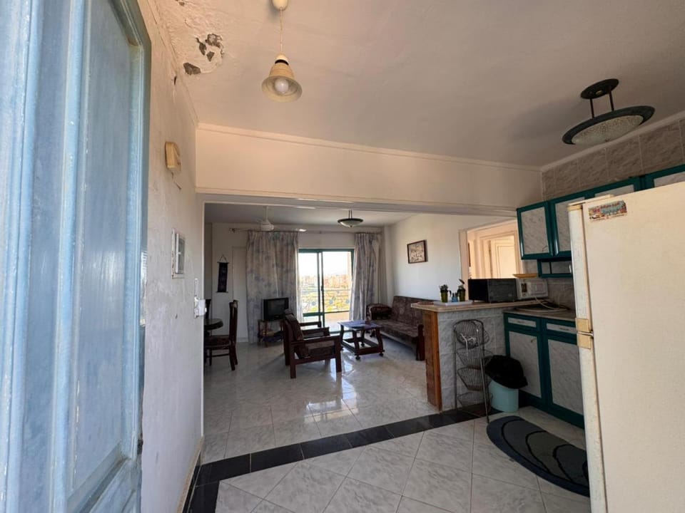 Seating area, kitchen