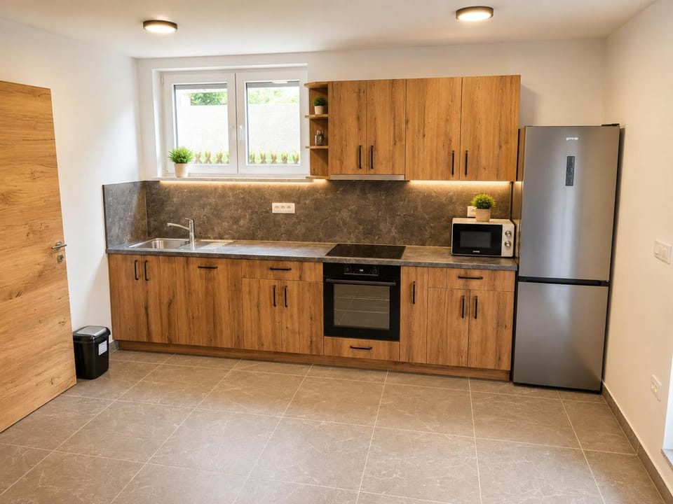 microwave, kitchen
