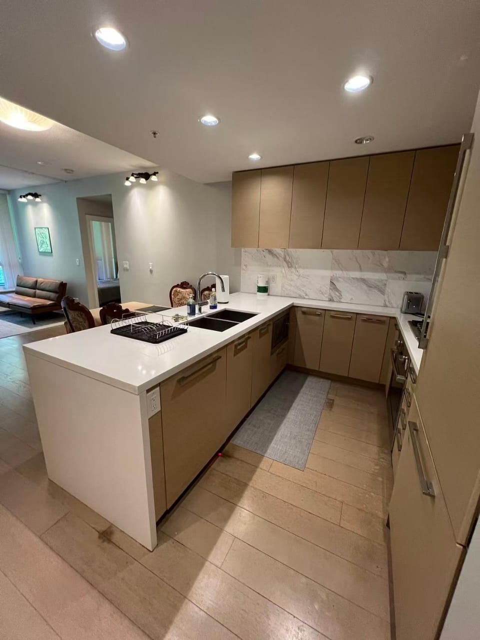 UBC Forest View 2BR 2 Baths Retreat Apartment in Richmond