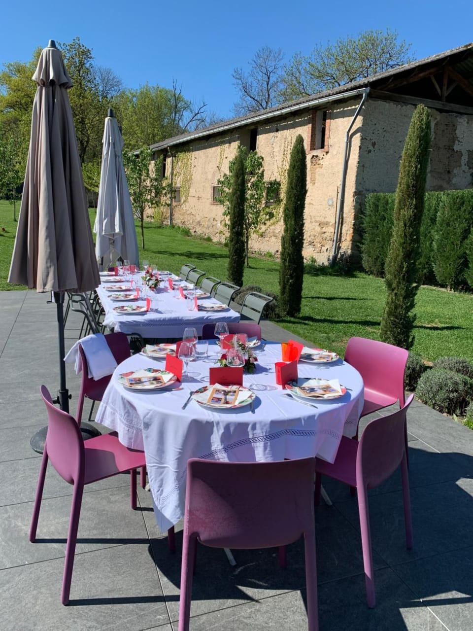 Patio, Spring, Day, Garden, Dining area, Food, Garden view