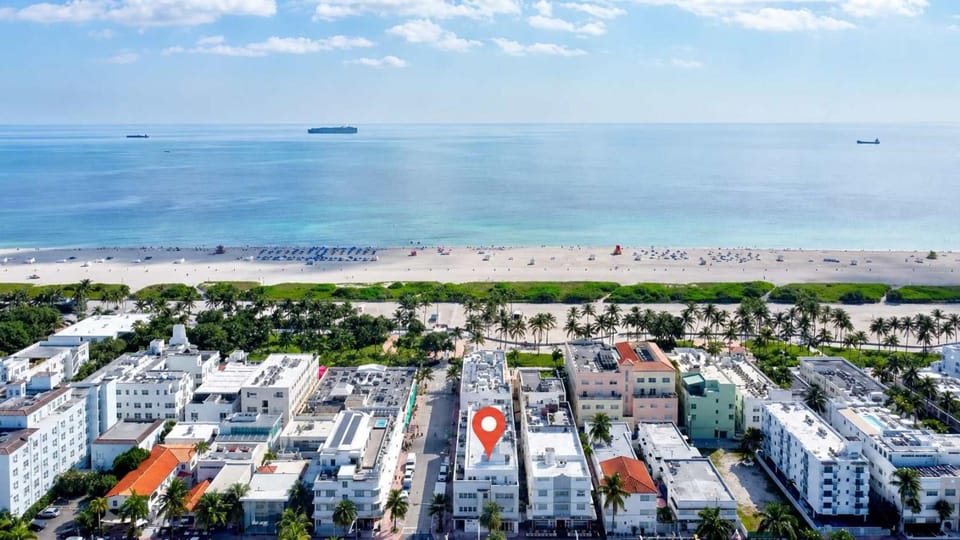 Bird's eye view, Sea view