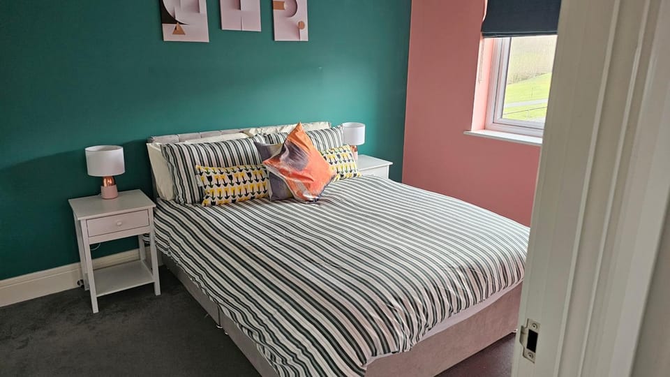 Bed, Decorative detail, Bedroom