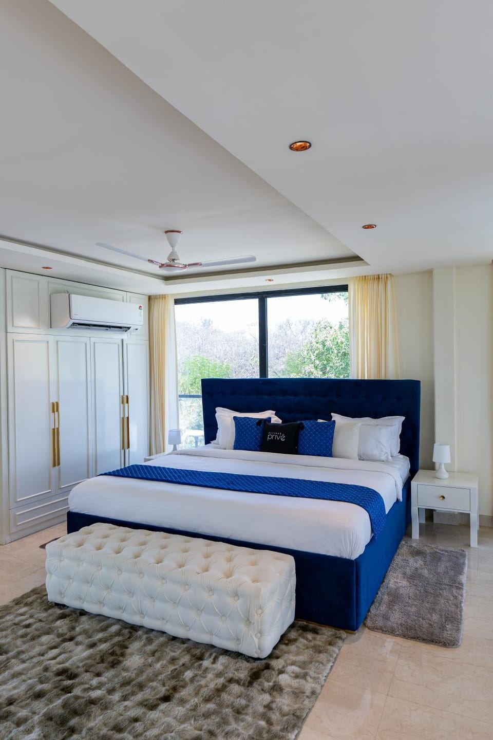 ELIVAAS privé ASK Farms Pet-friendly Bespoke Villa with Private Pool, Cinema Room & Alfresco Pizza Station Villa in Gurugram