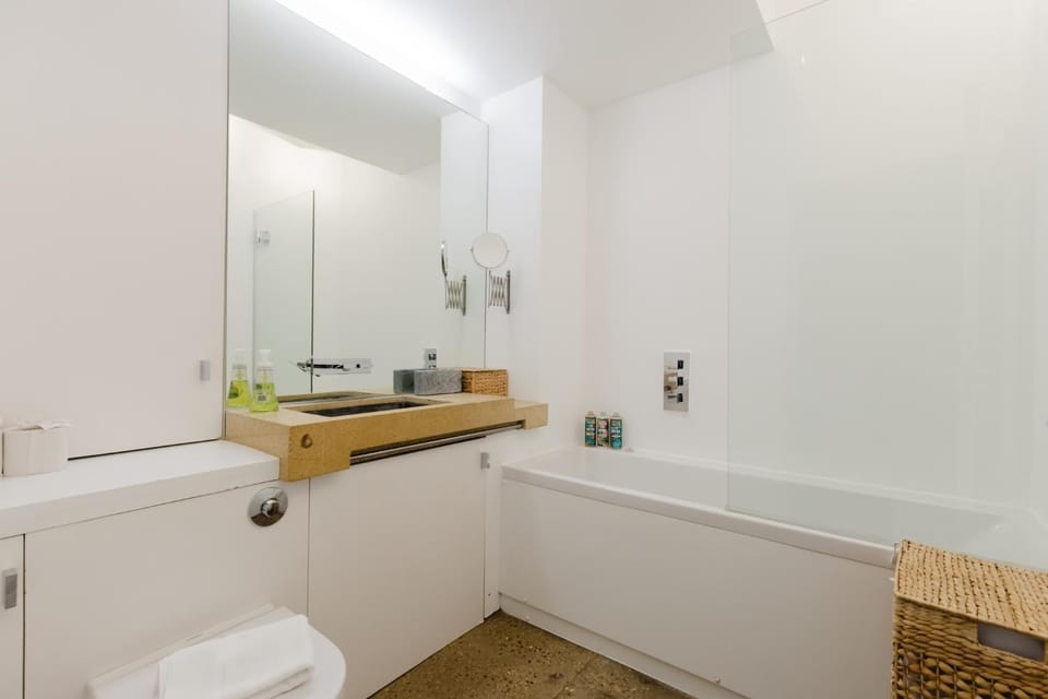 Sunny 1BDR Loft Style Flat in the Heart of Hackney Apartment in London Borough of Hackney