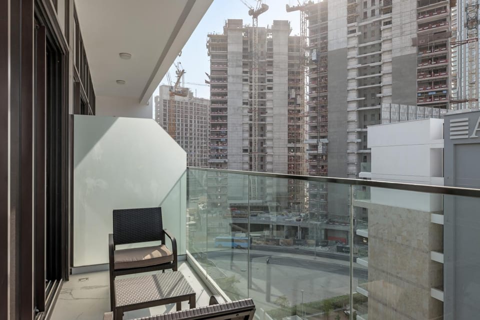 Luxury 2BR at Azizi Riviera 61 Dubai Apartment in Dubai