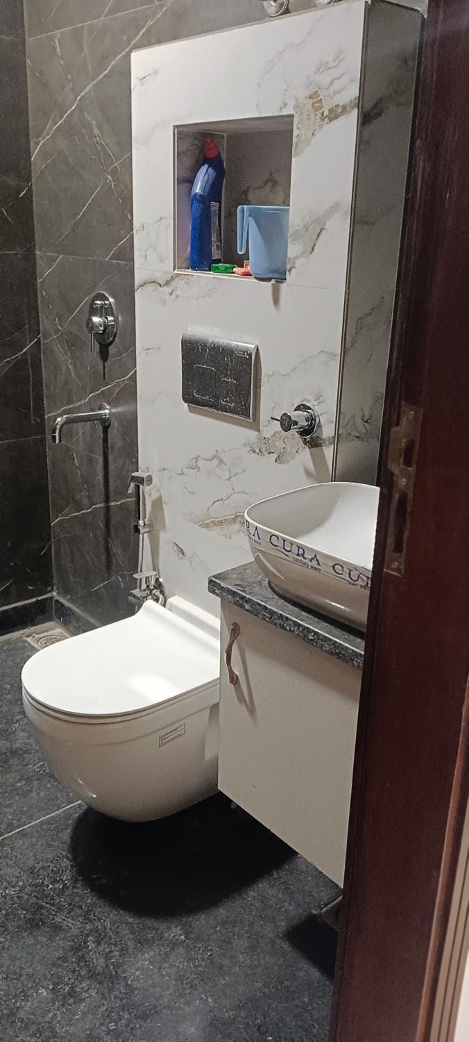 Vallabh Residency Apartment in Delhi