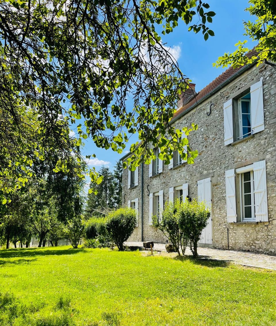 Magnifique Villa familiale avec piscine à proximité de Disneyland Paris Villa in Île-de-France