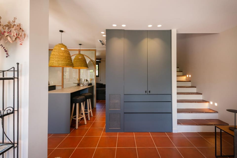 Property building, Living room