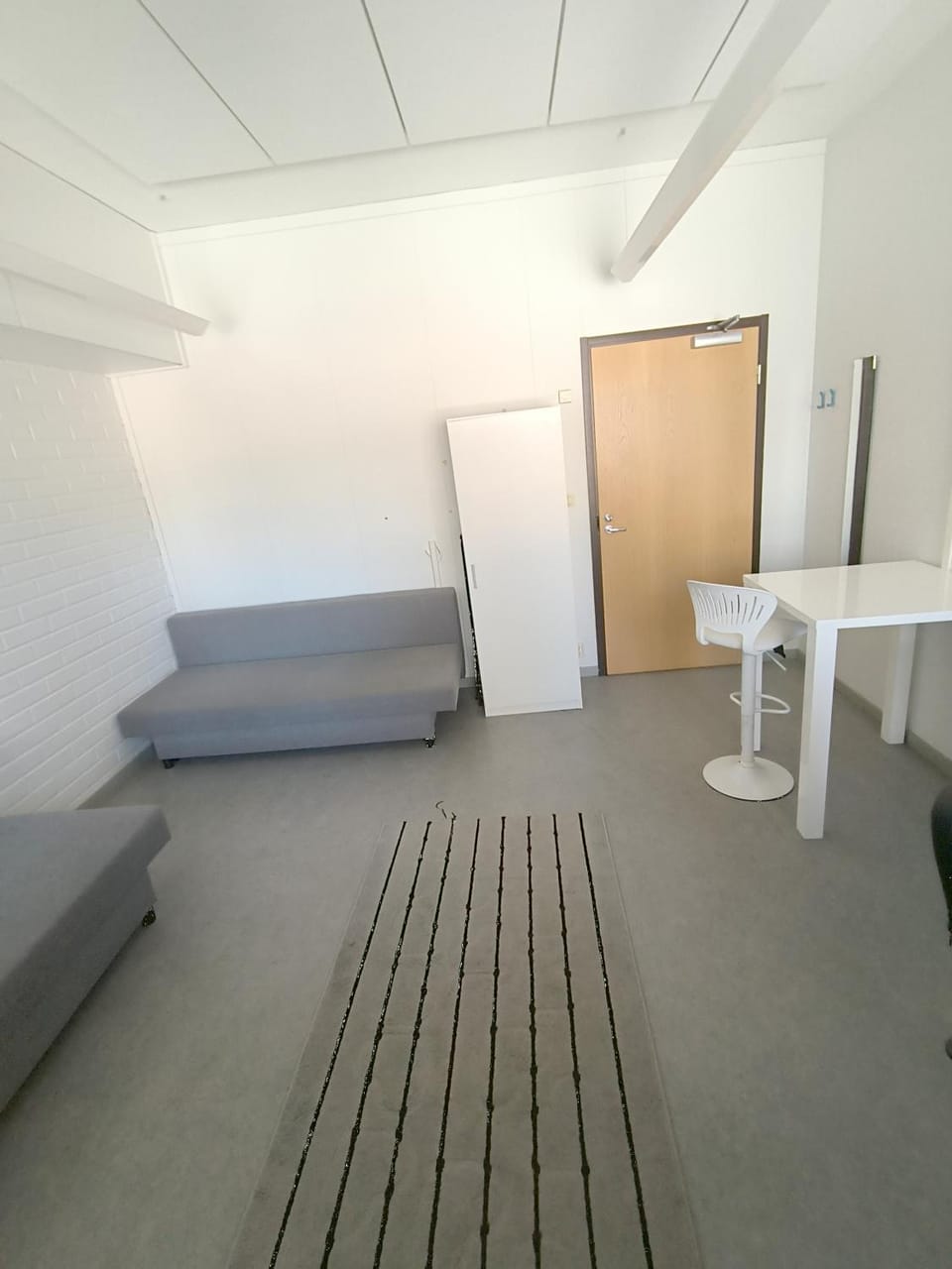 Photo of the whole room, Seating area, Bedroom