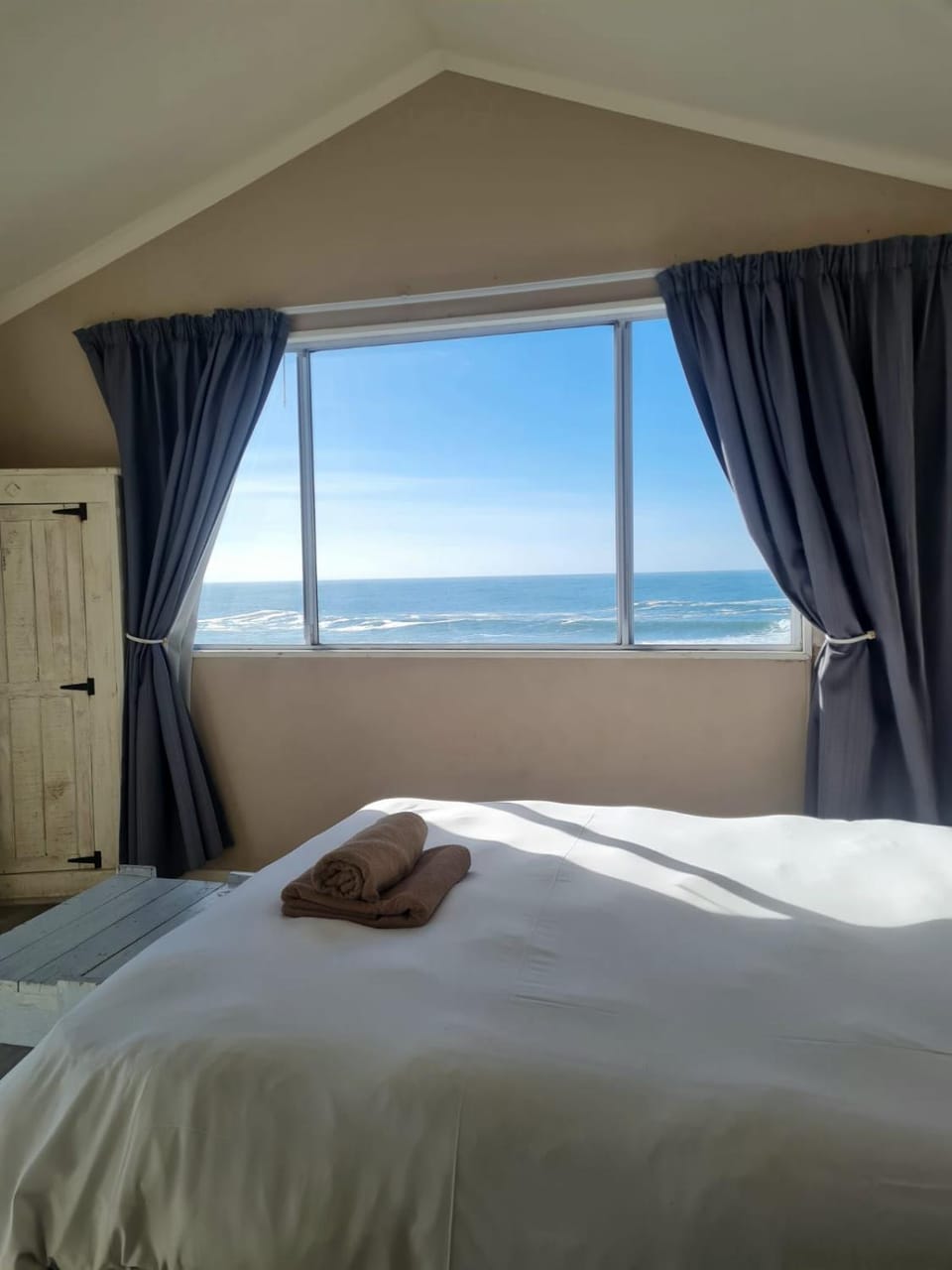 Bedroom, Sea view