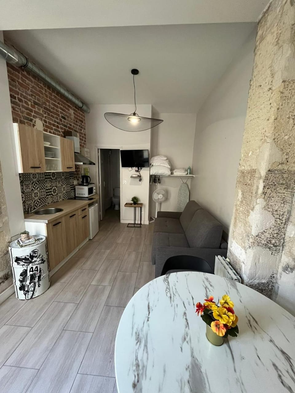 Studio central Canal Saint-Martin Apartment in Paris
