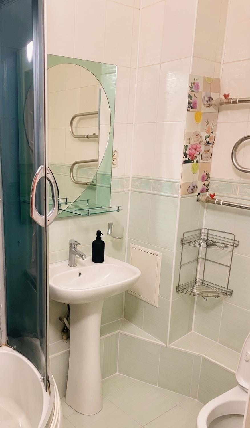 Shower, Toilet, Bathroom