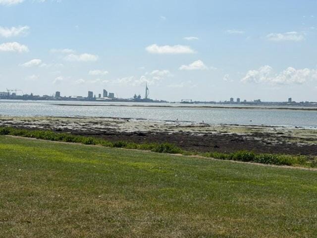 Three bedroom home - Little Melita by the Sea, a perfect retreat House in Gosport