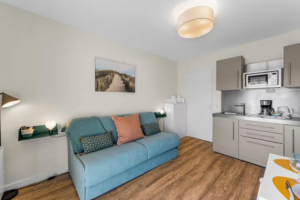 L'Albertine Studio Vue Jardin 2 pers Apartment in Cabourg