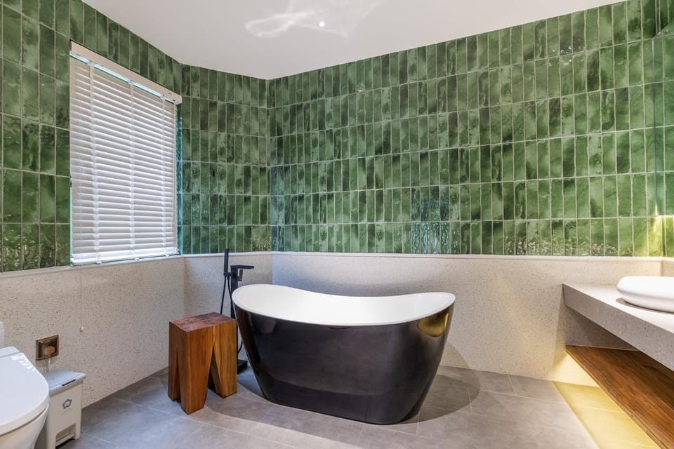 Toilet, Bathroom, Bath
