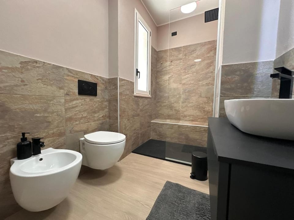 Perla NeraThe Most Exclusive Apartment in RiminiAbove Bounty Restaurant Apartment in Rimini