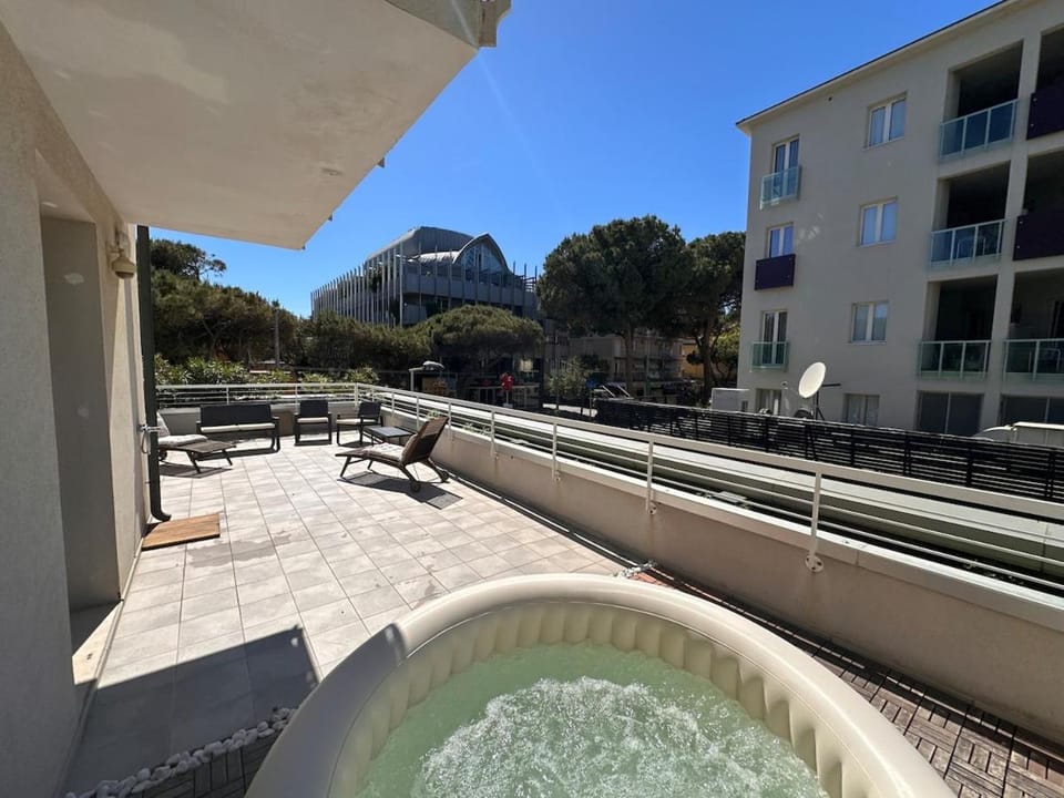 Perla NeraThe Most Exclusive Apartment in RiminiAbove Bounty Restaurant Apartment in Rimini